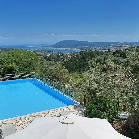 Willa Sleeps 6 Pool Air Con Wifi *